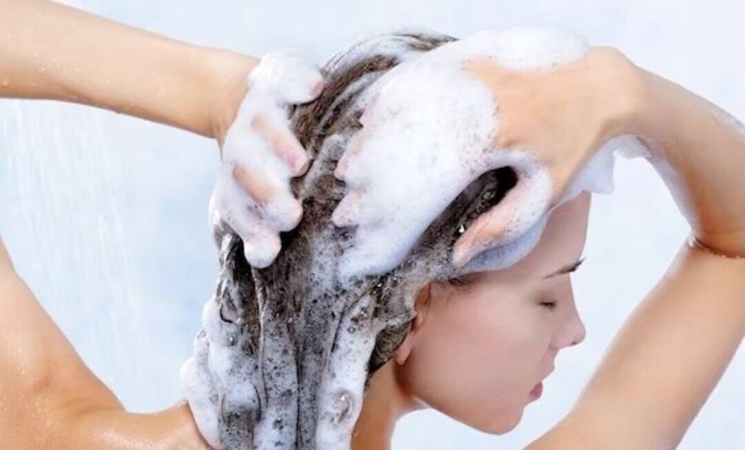 What happens if a person doesn't shampoo their hair for a month?