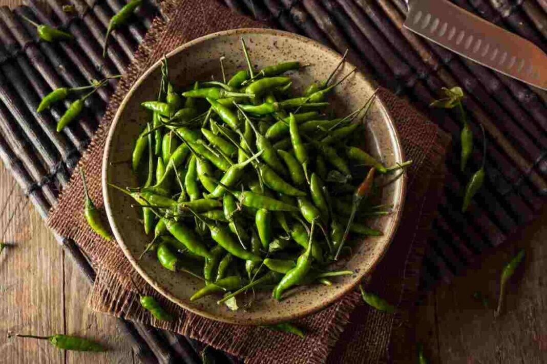 Can eating green chillies really erase wrinkles?