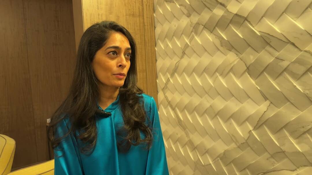 Who is IPL auctioneer Mallika Sagar?