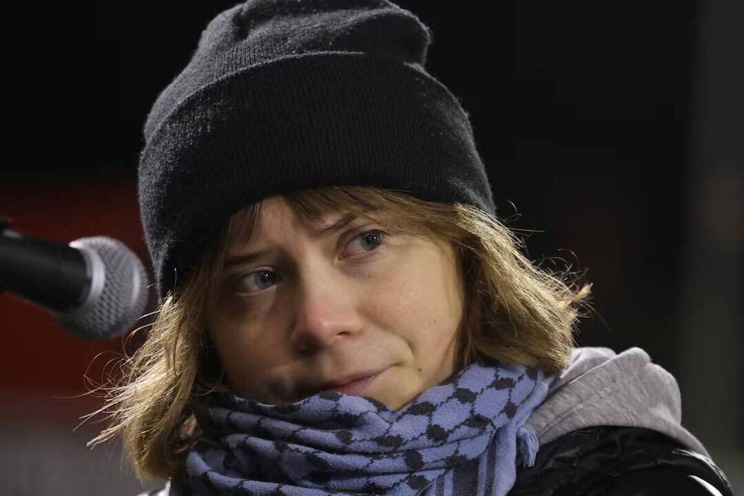 Greta Thunberg arrested in London 