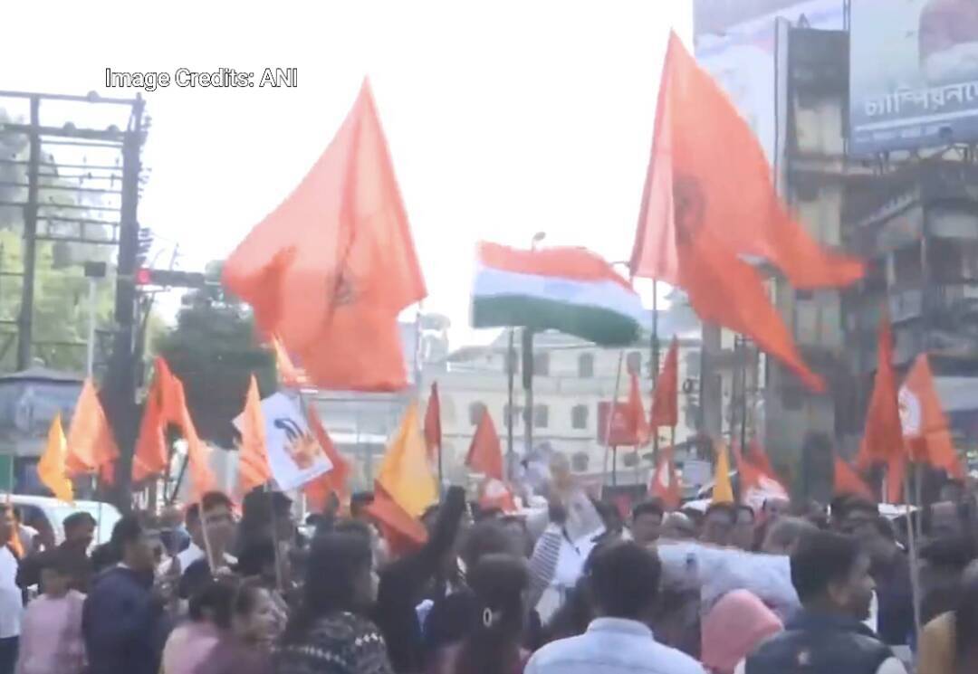 Massive protests in Siliguri, Kolkata over killing of Hindu man Dipu in Bangladesh