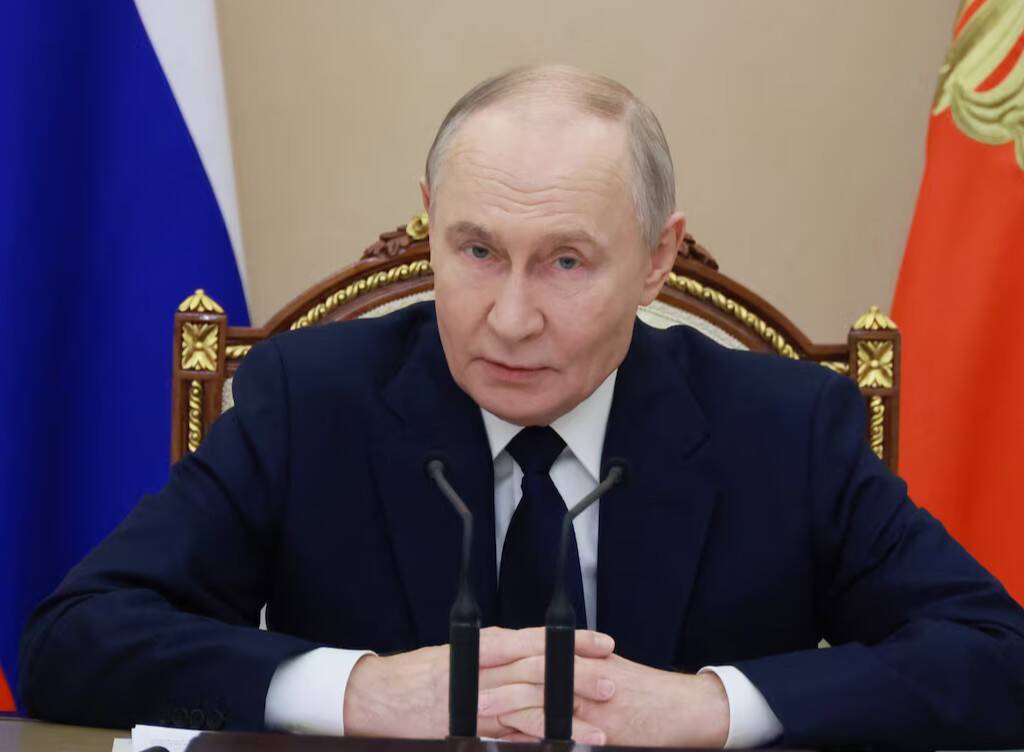 Ukraine sends 91 drones to attack Putin's home