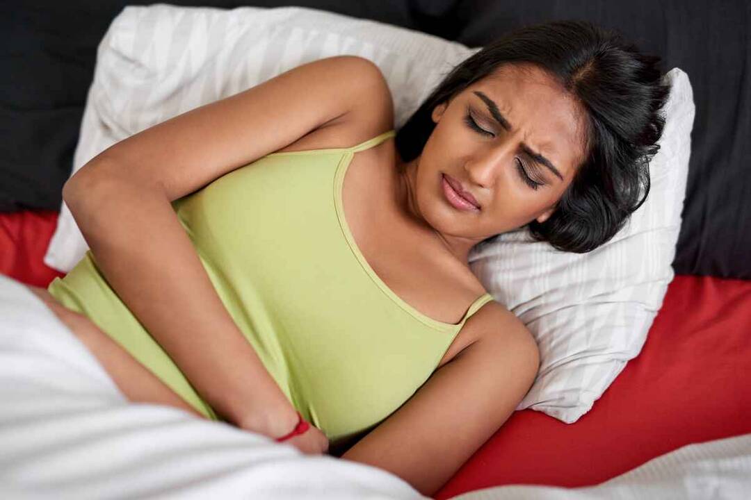 Can eating certain foods during period worsen cramps and pain?