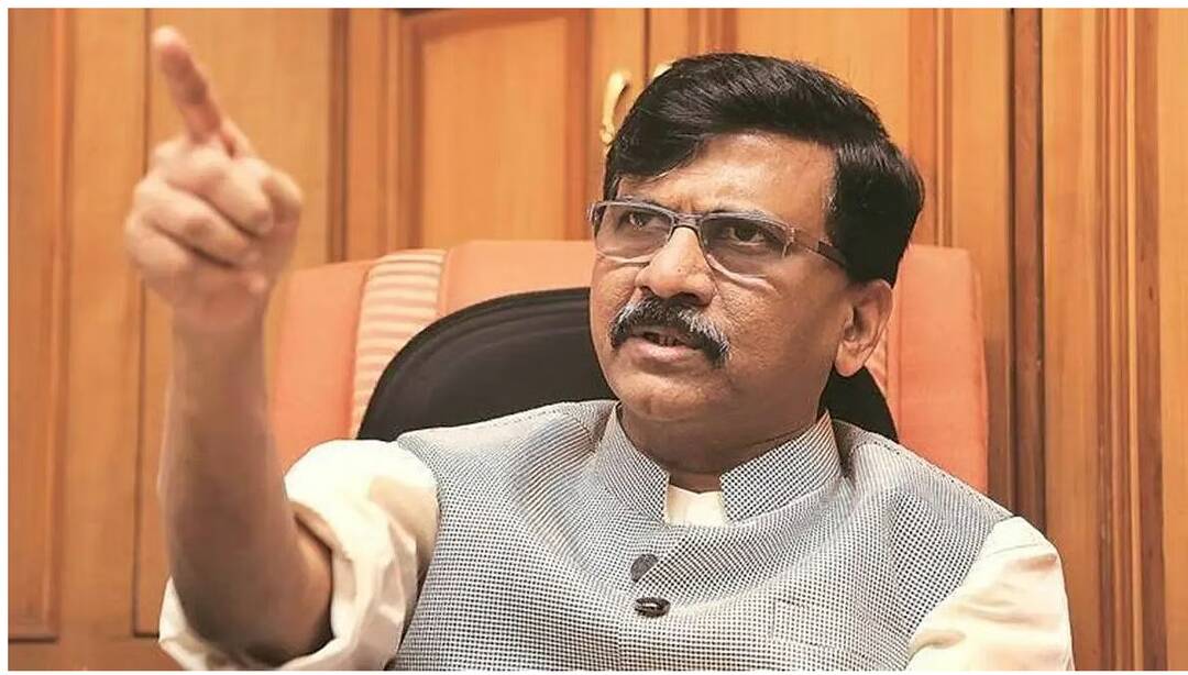 'Thackerays can shut down Mumbai in 10 mins' warns Sanjay Raut