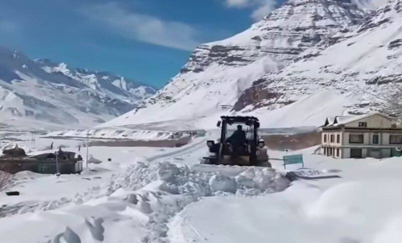 Manali-Keylong road restored for 4x4 vehicles