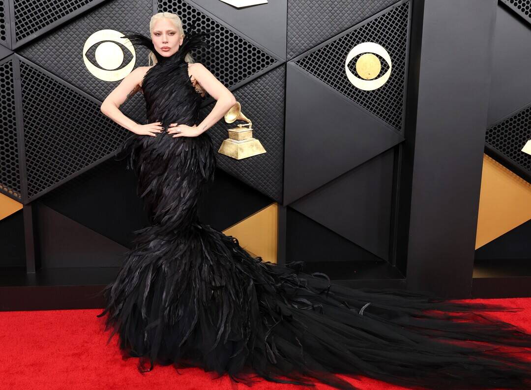 Lady Gaga, Justin Bieber & other best dressed stars at Grammys
