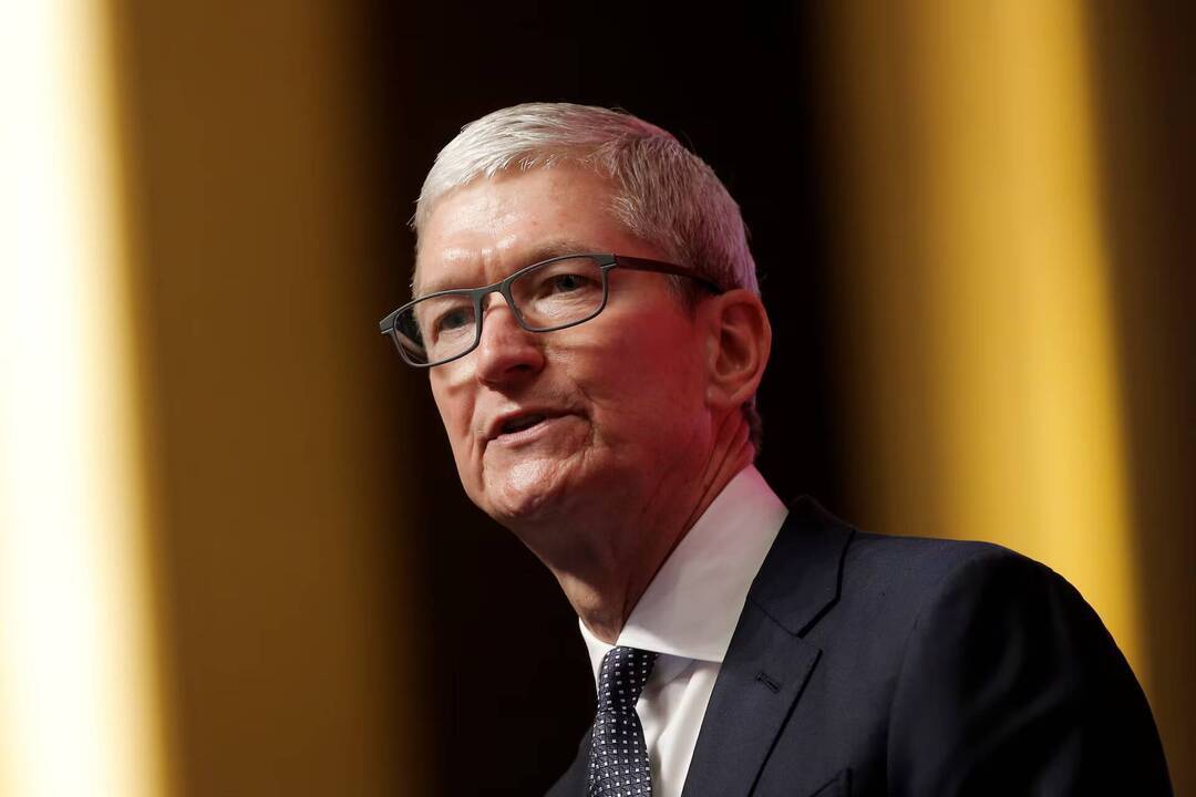 US immigration policy making staff feel unsafe at home: Apple CEO