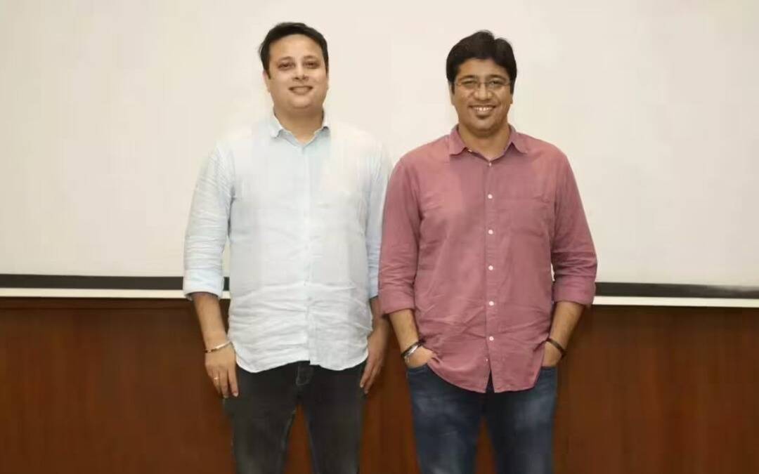 Showroom B2B raises $17 million to scale apparel supply chains