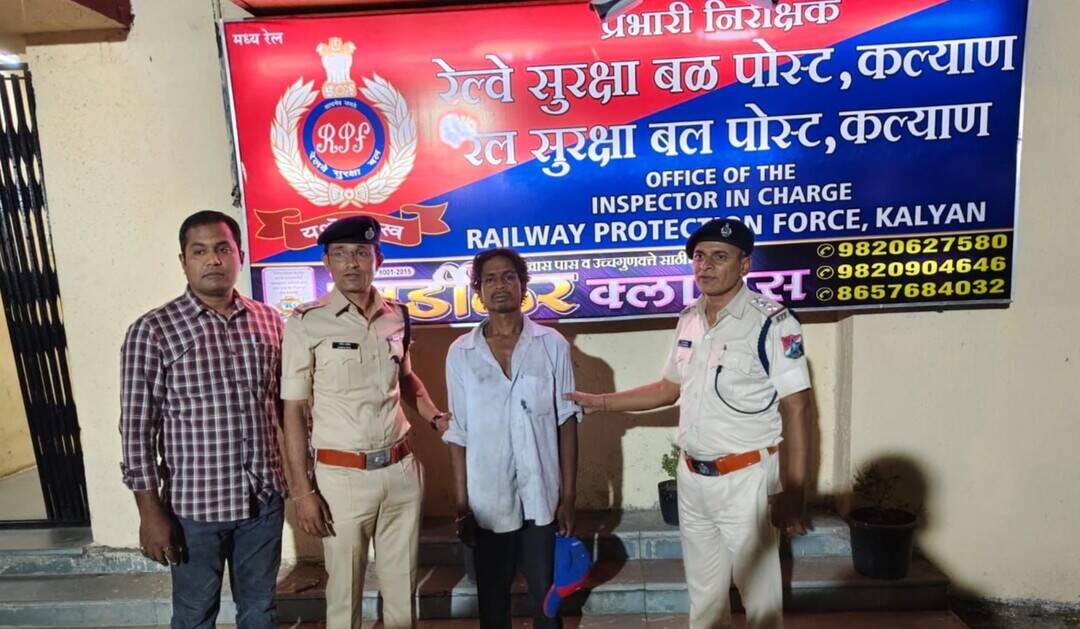 Man places snake in Vande Bharat Express, arrested 