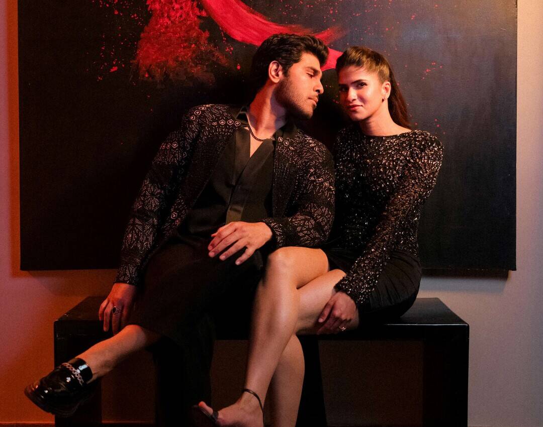 Allu Sirish, Nayanika Reddy wow at pre-wedding party by Allu Arjun