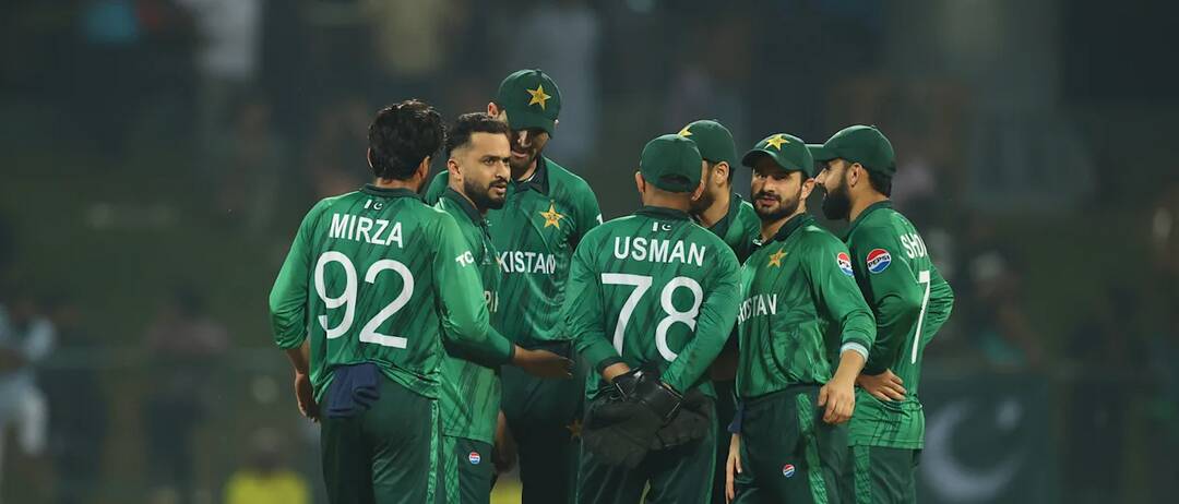 How can Pakistan qualify for T20 World Cup semi-finals after England defeat New Zealand?