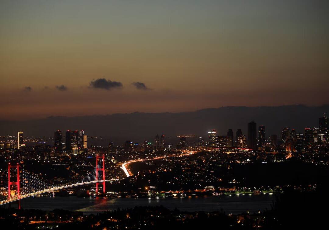 Iran fires missile at Turkey; NATO air defence systems destroy it