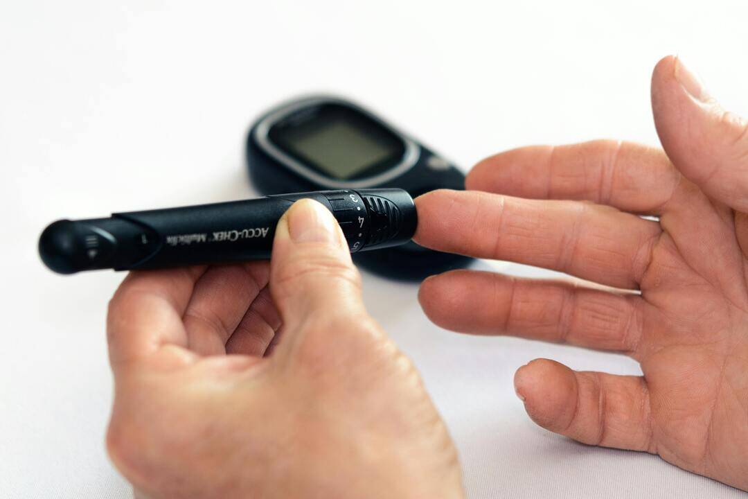 Blood sugar levels rise years before diabetes: Study