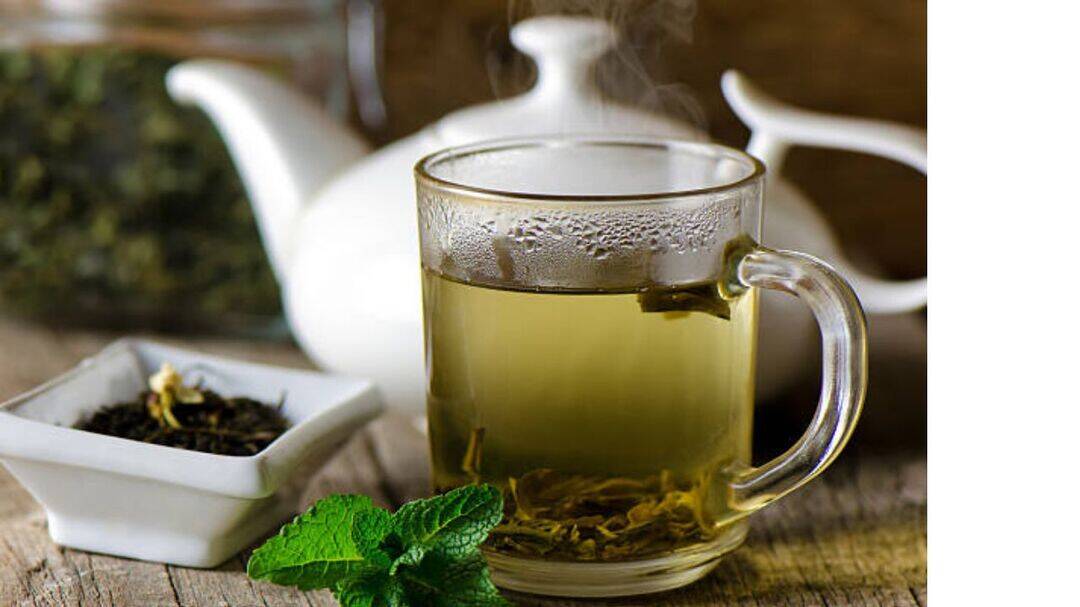 What happens when you drink green tea daily?