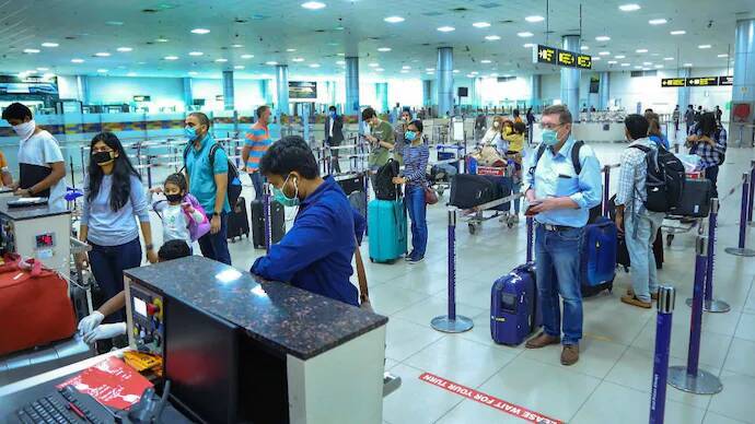Delhi Airport steps up surveillance amid Ebola outbreak fears