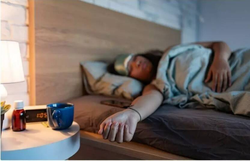 How does poor sleep affect mental health?