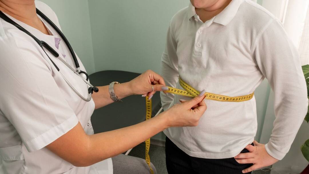 Study finds obesity rising among stunted children in India