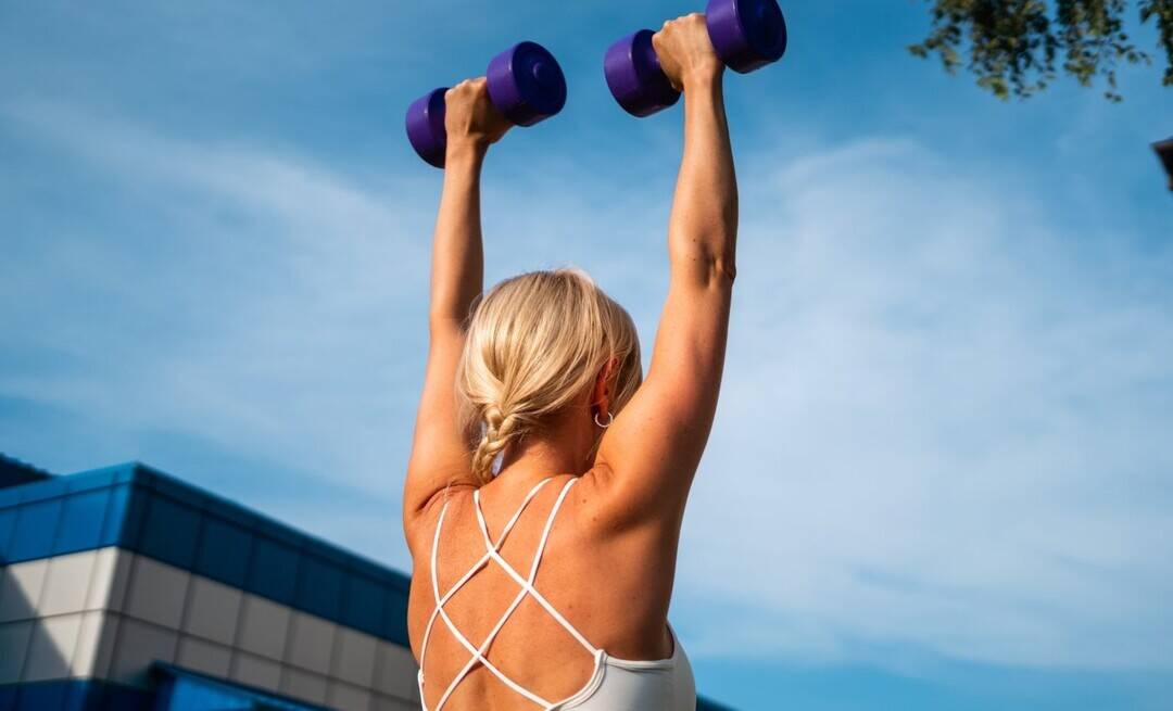 Weekly strength training may boost longevity and brain health