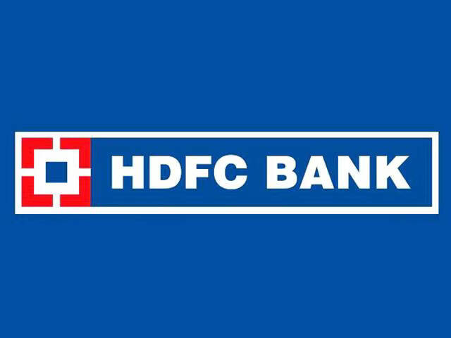 HDFC Bank falls 2% as stock turns ex-dividend | Tap to know more | Inshorts Decode Today