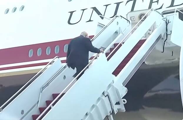 Trump flies for the 1st time on ₹3,800 crore jet gifted to him by Qatar; shares video