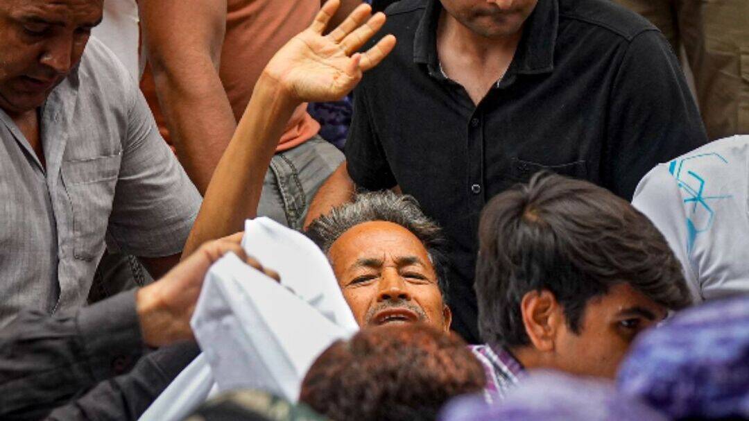 Sonam Wangchuk hospitalised: Effects of a long hunger strike