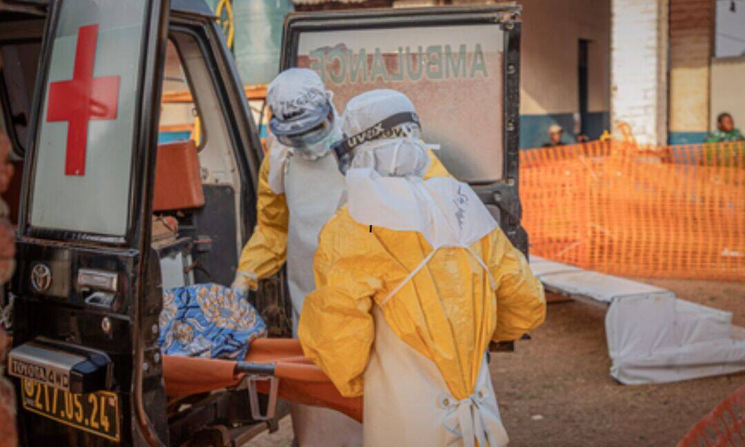Congo Ebola cases cross 3,200 as vaccine trial begins