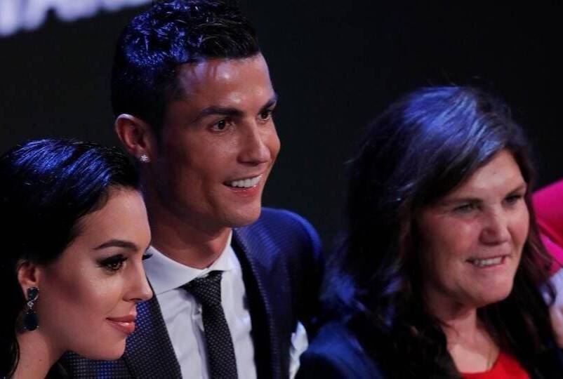 ronaldo-s-family-found-out-about-his-wedding-only-30-seconds-before-tv
