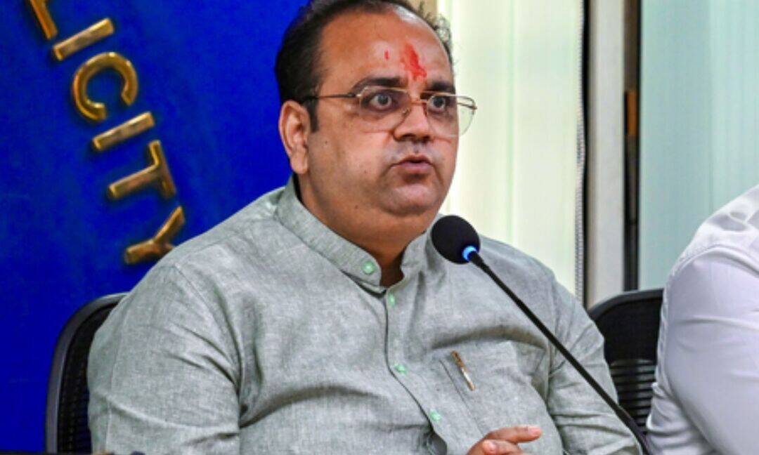 Delhi reviews swine flu, dengue amid rising disease cases