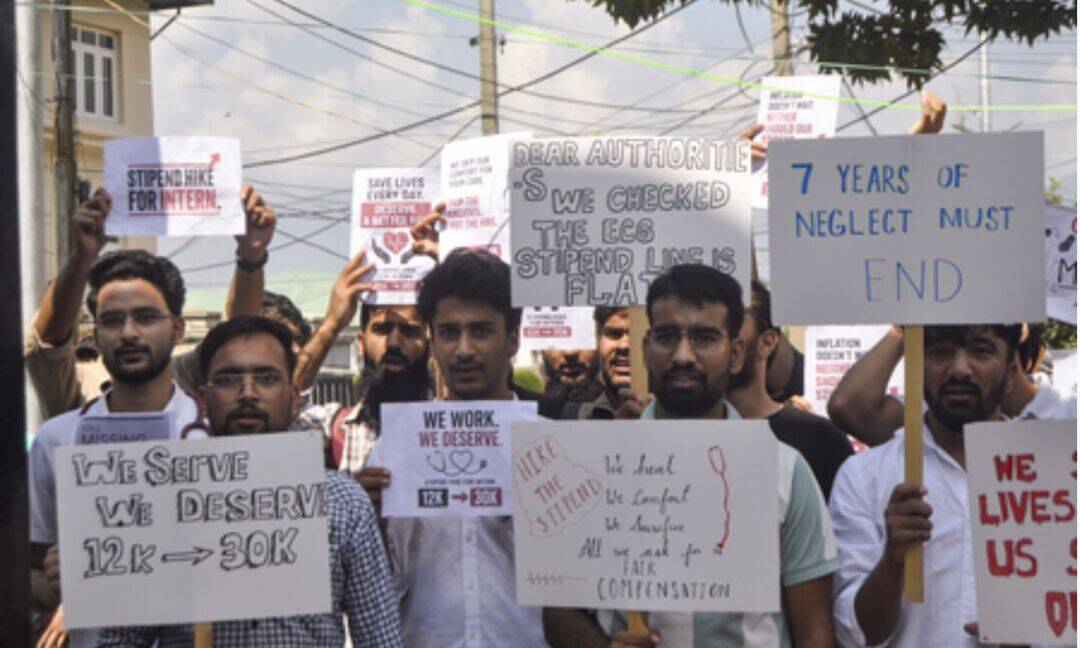 J&K medical college interns begin hunger strike over stipend hike