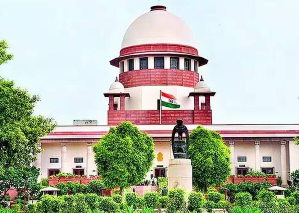 SC condemns harassment of 14-yr-old girl who participated in CJP protest, says 'Child is child'