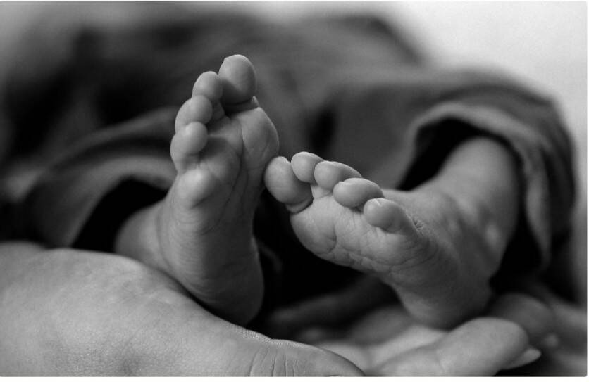 How is modern neonatal care supporting high-risk babies?