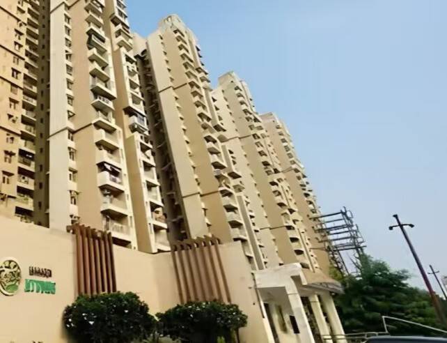 Father, son fall to death from 23rd-floor flat while plucking flowers in Greater Noida