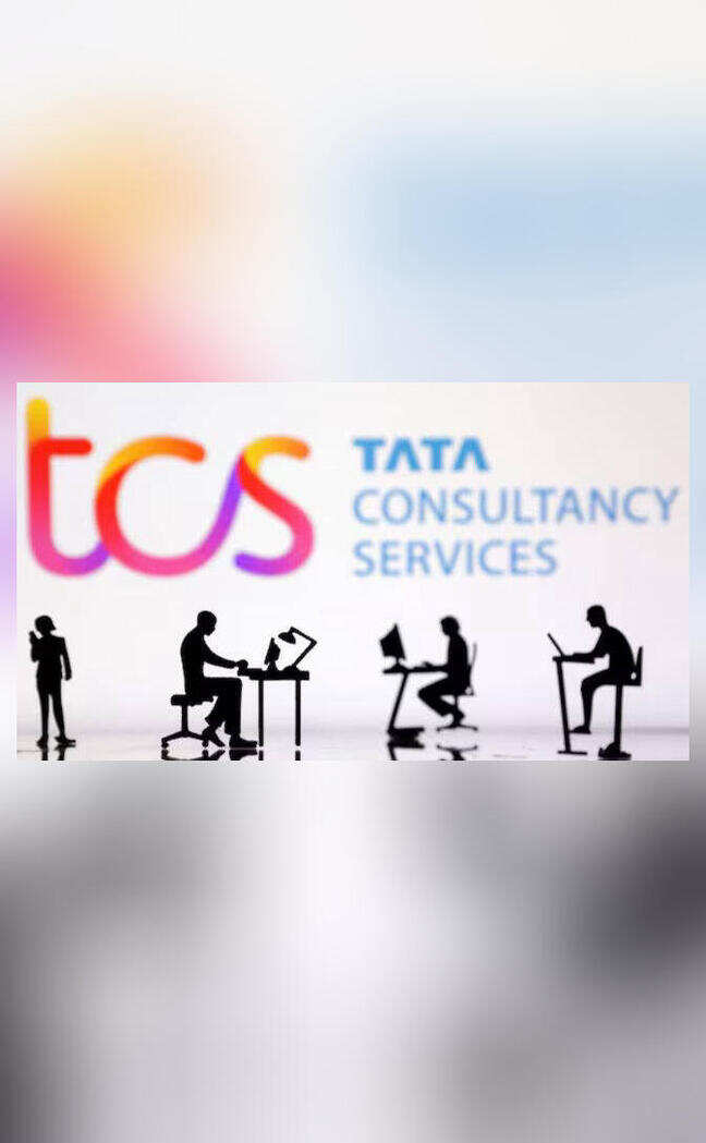 TCS employee invests all his savings on advisor's tip, asked to pay 30% fee for withdrawing