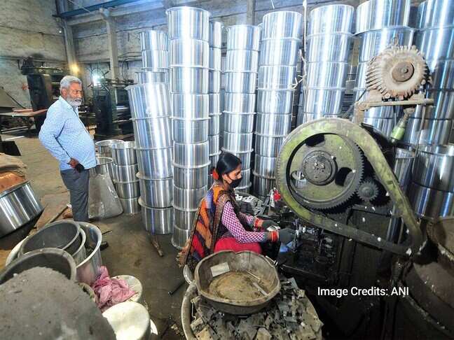 Private banks remain primary lenders to small business: Report