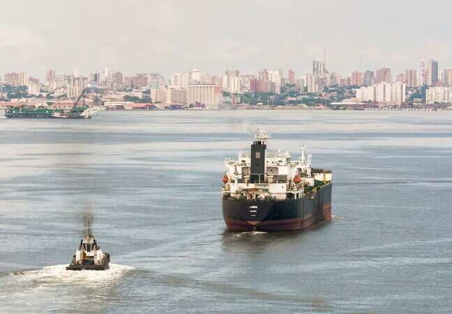 How much oil is there in Venezuela, which has been attacked by US?