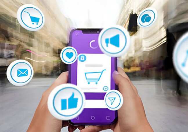 How can D2C brands grow organically via social media?