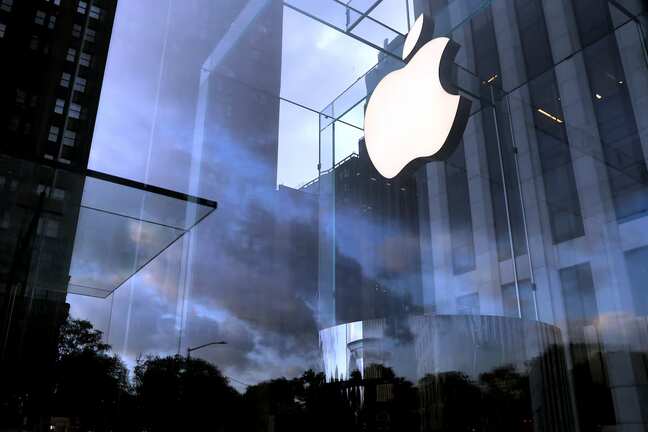 Apple asks Delhi HC to stop CCI from seeking its global financials