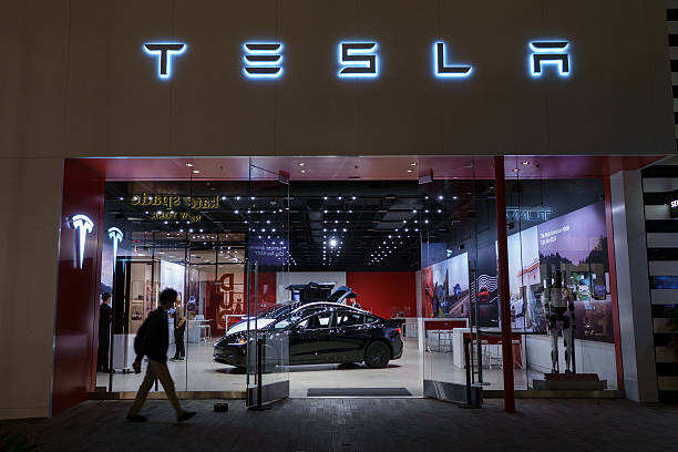 Tesla’s Fremont factory executive Benjamin Bate exits after 8 yrs