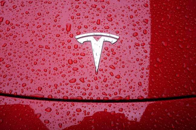 Tesla invests $2 billion in Elon Musk's xAI