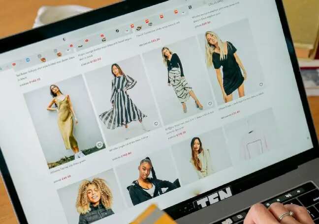 How do cross-channel ads improve ROI?
