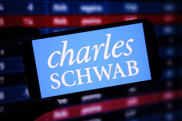 Schwab CEO says AI is a tool, not a replacement for advisors
