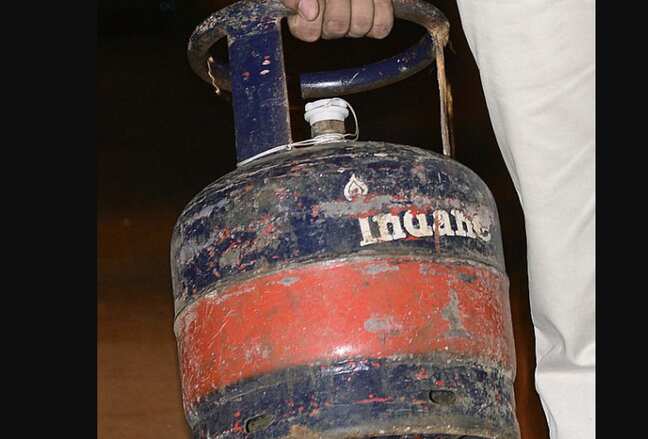 No address prof needed for 5-kg LPG cylinder: Govt