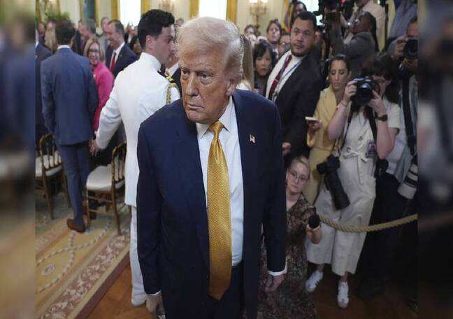 $950 mn oil trade before Trump ceasefire sparks probe