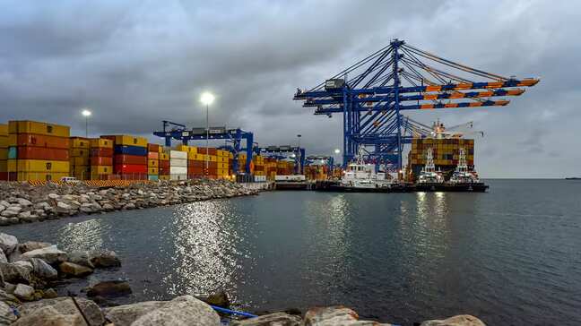 Hormuz crisis has shifted global shipping eyes to Vizhinjam Port: Tharoor