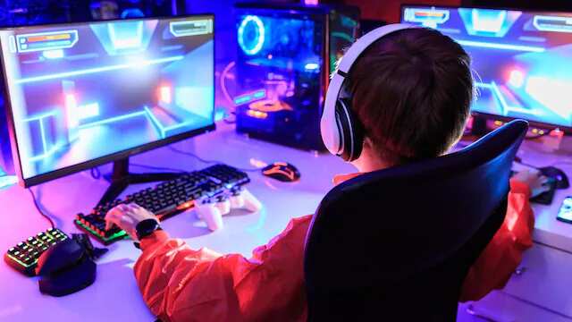 What is the two-tier grievance redressal mechanism in Online Gaming Rules?