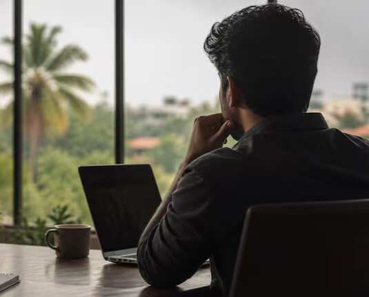 Kerala man shuts ₹3-lakh monthly revenue startup in 6 months, takes ₹25,000 job
