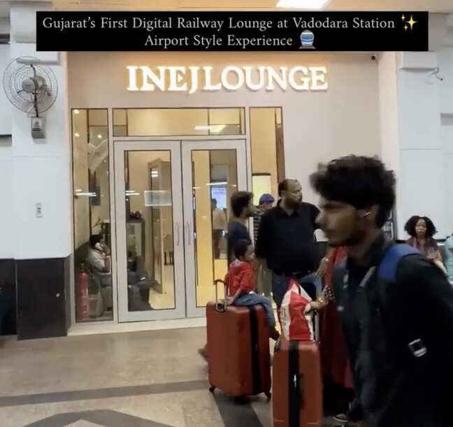 Vadodara railway station gets airport-type lounge