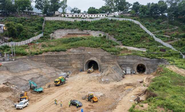 Rishikesh–Karnaprayag rail route has India's longest rail tunnel