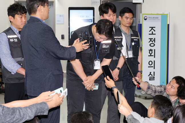 Samsung workers suspend planned strike after tentative pay deal