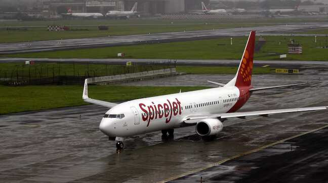 GST dept issues ₹124 cr notice to SpiceJet, seeks licence cancellation